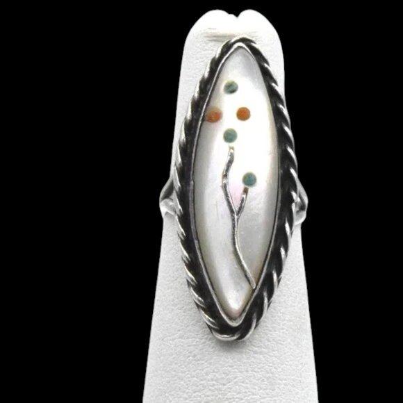 Vintage Zuni Sterling MOP Floral Inlay Ring Size 5